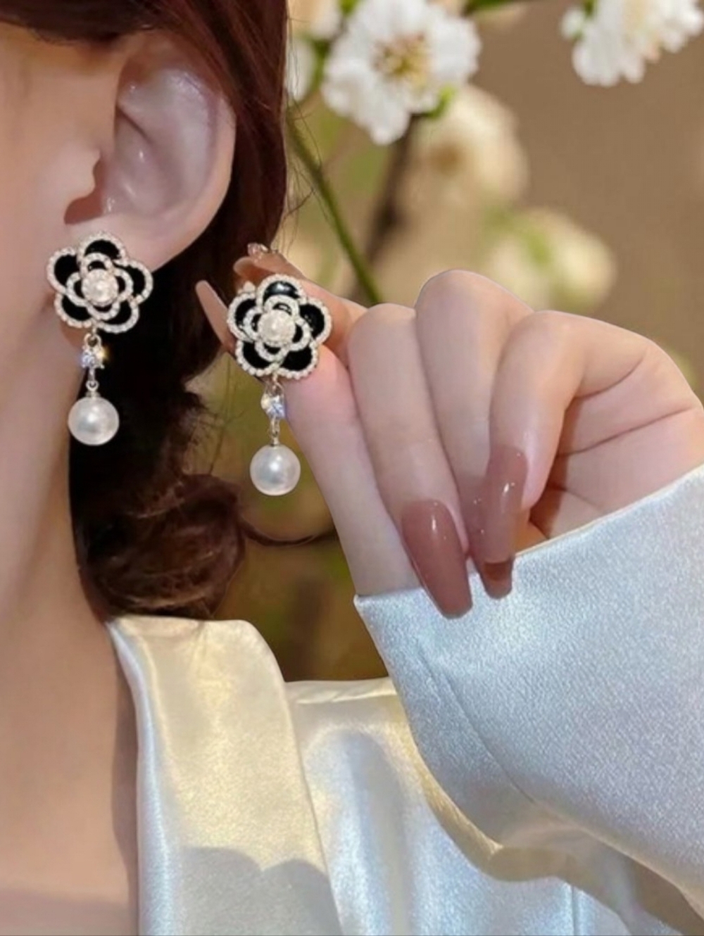 Exquisite Camellia Goddess Earrings Small Pearl Accent European Inspired Elegant